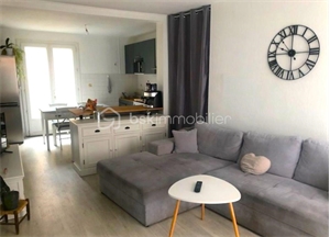 maison de ville à la vente -   86240  CROUTELLE, surface 82 m2 vente maison de ville - UBI450080276